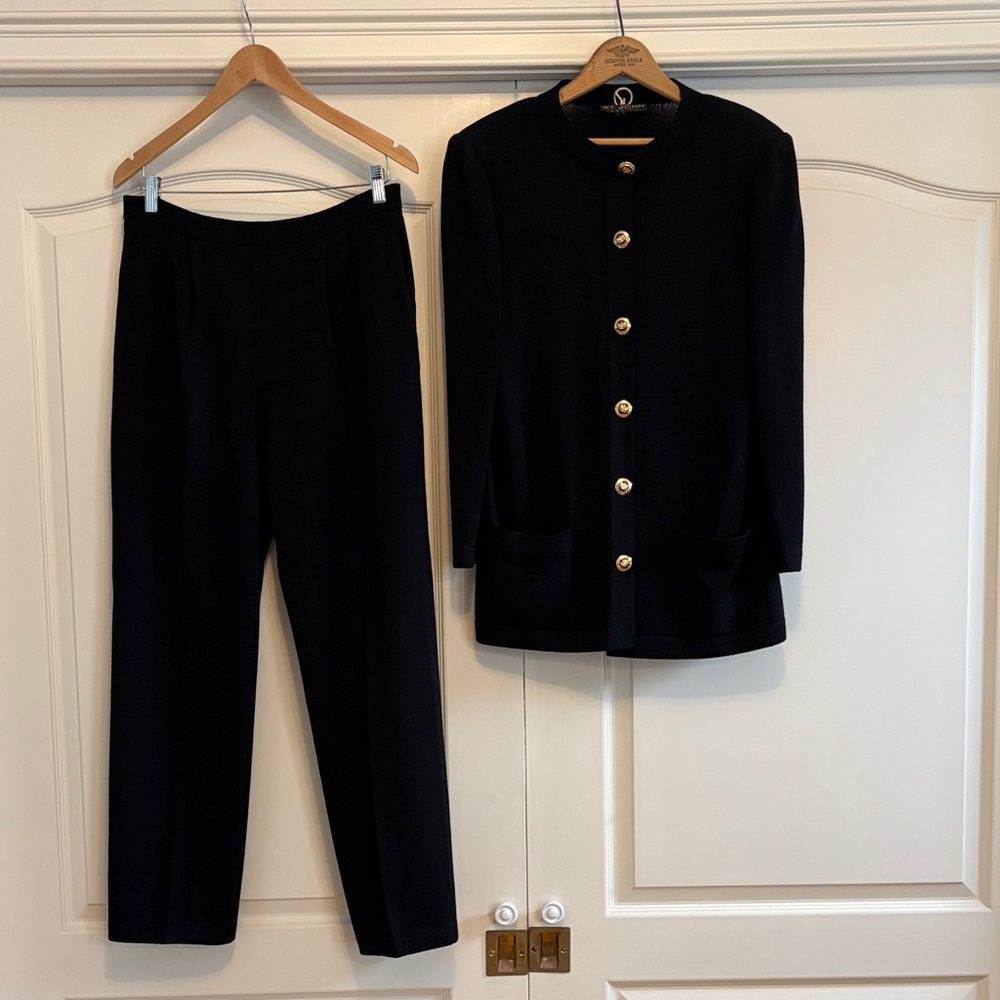 ST. JOHN BASICS SANTANA KNIT BUTTON FRONT CARDIGAN AND MATCHING TROUSERS